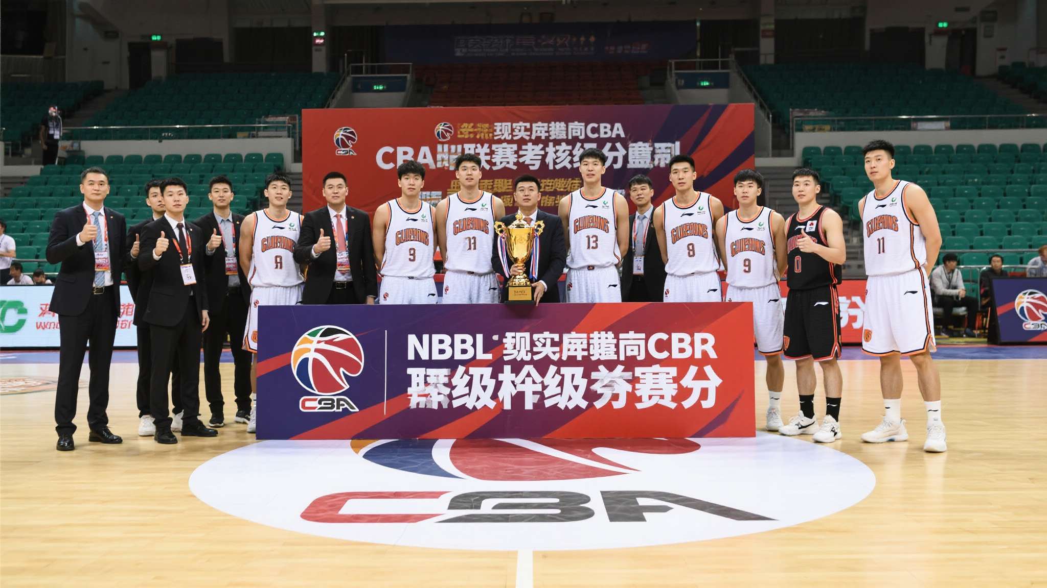 香港金牛创NBL三连冠引热议！媒体人：自成立至今的目标一直是CBA